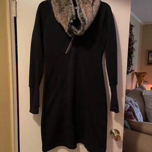 Athleta fleece lined dress with removable faux fur collar